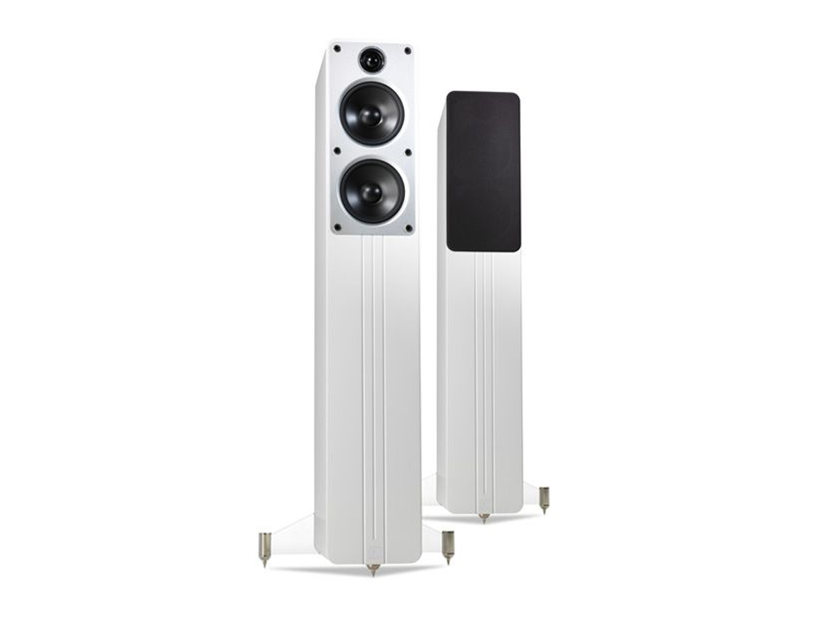 Q Acoustics Concept 40 lattiakaiutin, valkoinen Q Acoustics Concept 40 lattiakaiutin, valkoinen