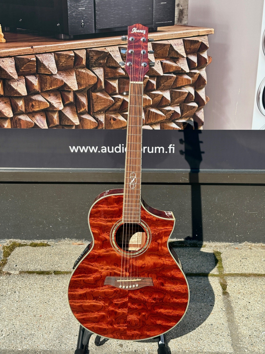 Käytetty Ibanez EW20BGE-NT1202 elektroakustinen kitara Käytetty Ibanez EW20BGE-NT1202 elektroakustinen kitara
