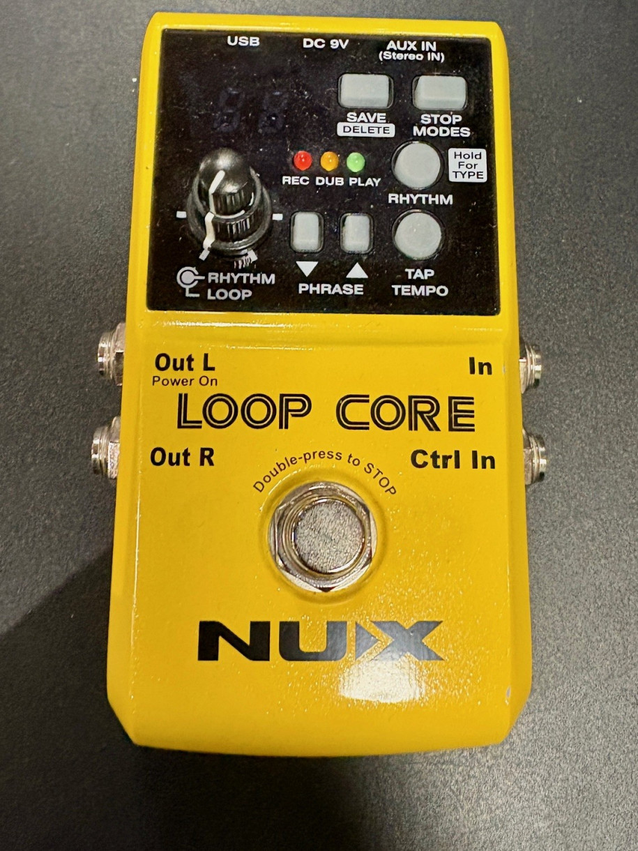 Käytetty NUX LOOP CORE efektipedali 
