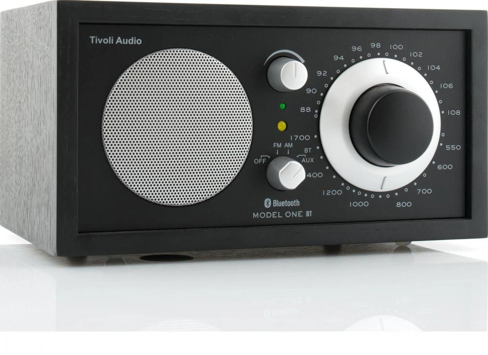 Tivoli Audio Model One BT Black/black-silver pöytäradio