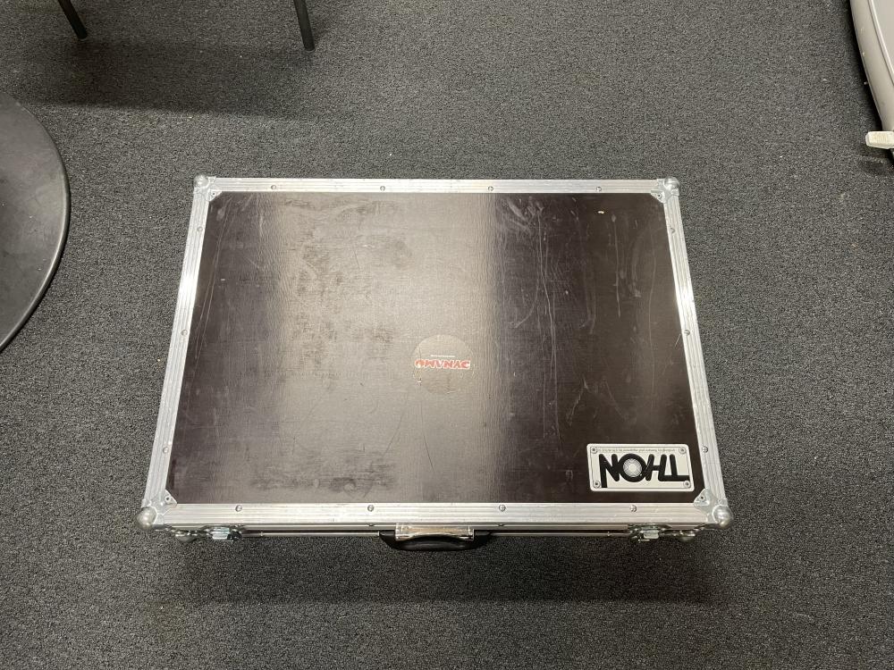 Käytetty Thon Roadcase 