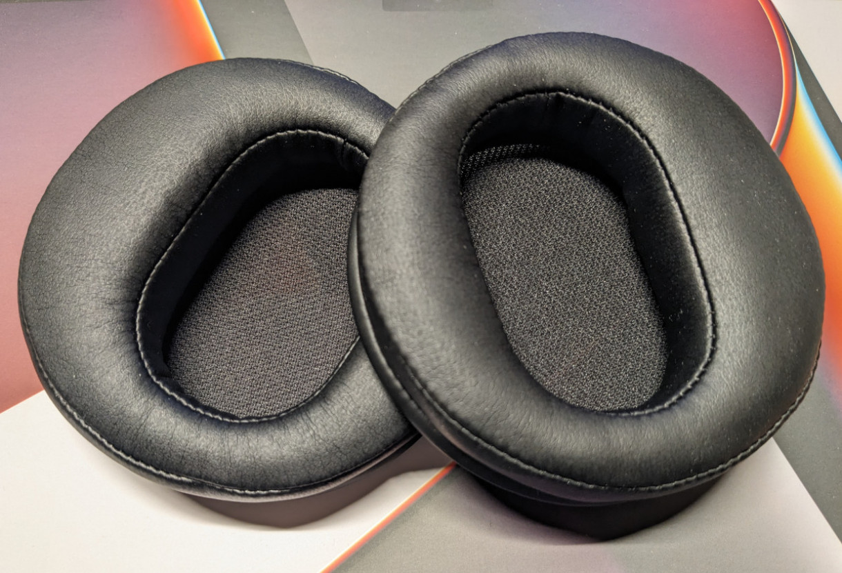 Denon AH-D7200 kuulokkeiden korvatyyny, pari Denon AH-D7200 kuulokkeiden korvatyyny, pari