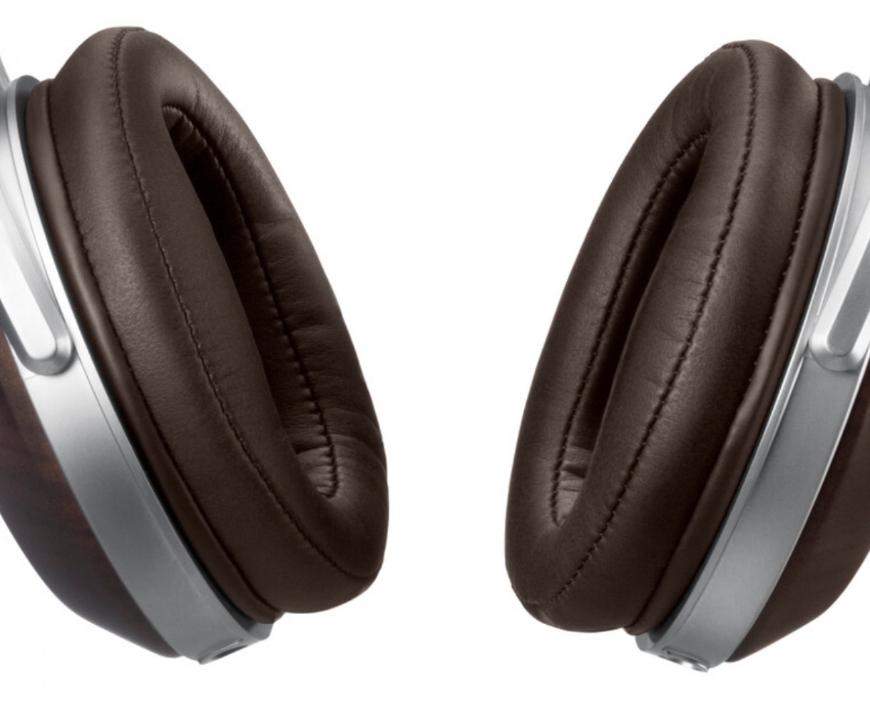 Denon AH-D5200 kuulokkeiden korvatyyny, pari Denon AH-D5200 kuulokkeiden korvatyyny, pari