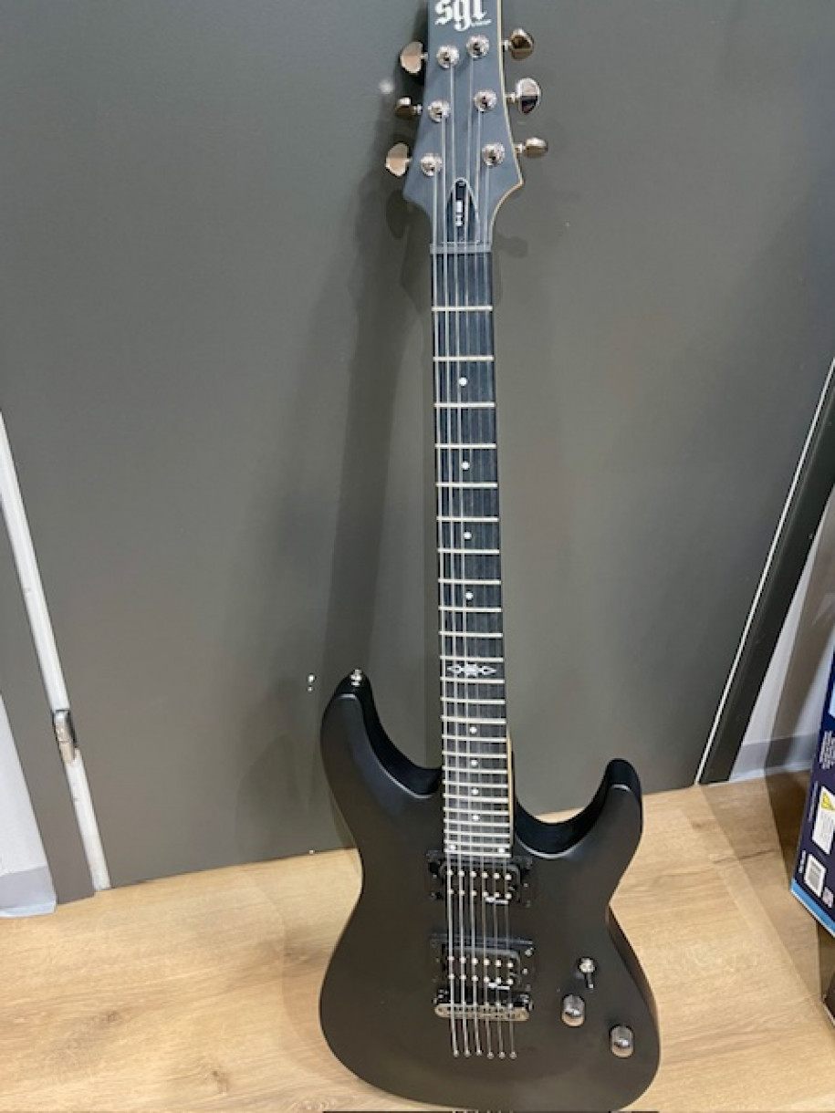 Käytetty Schecter C1 SGR sähkökitara Käytetty Schecter C1 SGR sähkökitara