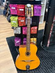 Käytetty RICHWOOD RM-70L-NT akustinen kitara